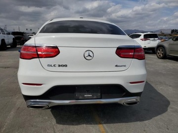 Mercedes GLC C253 2018 Mercedes-Benz GLC 2018 r., 2,0 L GLC COUPE 300 4MATIC 2.0 Benzyna 241KM, zdjęcie 4