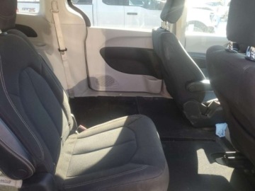 Chrysler Voyager V 2020 Chrysler Voyager 2020 r., 3,6 L LX 3.6 Benzyna 287KM, zdjęcie 10