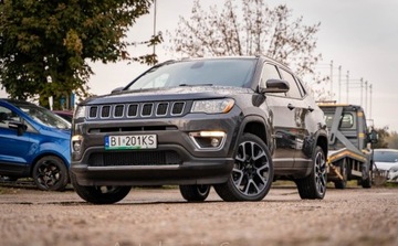 Jeep Compass II 2018 Jeep Compass Jeep Compass II 2,4 LIMITED 4X4 2.4 Benzyna 180KM