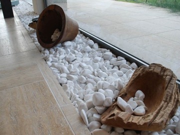 БЕЛЫЙ ДЕКОРАТИВНЫЙ КАМЕНЬ 2-4 см 20 кг THASSOS BAG