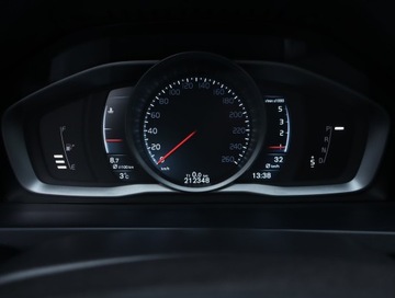 Volvo V60 I Kombi Facelifting 2.0 D4 DRIVE-E 181KM 2014 Volvo V60 D4 2.0, Salon Polska, Serwis ASO, zdjęcie 10