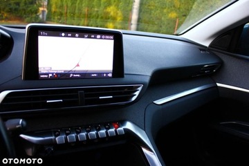 Peugeot 5008 II Crossover 1.5 BlueHDI 130KM 2019 Peugeot 5008 Peugeot 5008 1.5 BlueHDI Allure SampS 1.5 Diesel 130KM, zdjęcie 26