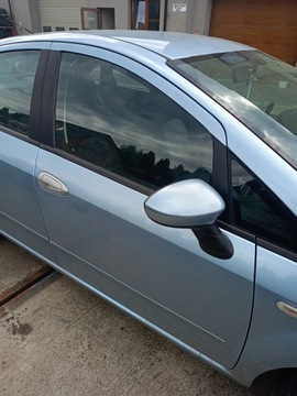 KLIKA PRAVÝ PŘEDNÍ FIAT LINEA 2008