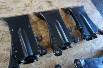 AUDI A4 B5 Крепление амортизатора верхнее гнездо сзади справа, сзади слева, ОРИГИНАЛ