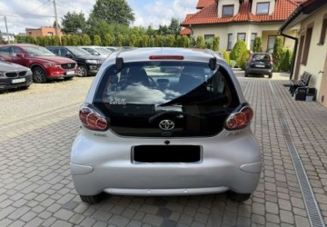 Toyota Aygo I 2010 Toyota Aygo Rezerwacja Benzyna 68KM, zdjęcie 7