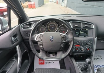 DS 4 I Hatchback (Citroen) 1.6 VTi 120KM 2012 Citroen DS4 1.5 Benzyna 119KM 1.6 Benzyna 120KM, zdjęcie 14