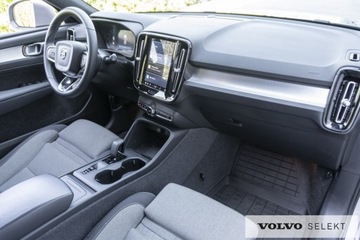 Volvo XC40 Crossover Facelifting 2.0 B4 197KM 2023 Volvo XC 40 Volvo XC40 B4 197KM FV23%-Gwaranacja12, zdjęcie 14