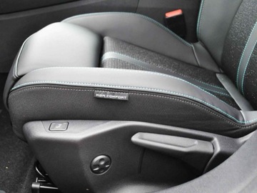 Peugeot 408 2025 Od ręki - Allure e-DCS 1.2 mHEV 145KM / Pakiet Zimowy, Łączność, zdjęcie 4