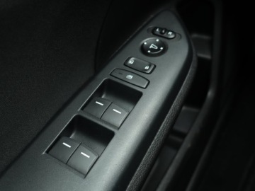 Honda Civic X Hatchback 5d 1.0 VTEC TURBO 126KM 2019 Honda Civic 1.0 VTEC Turbo, Salon Polska, zdjęcie 17