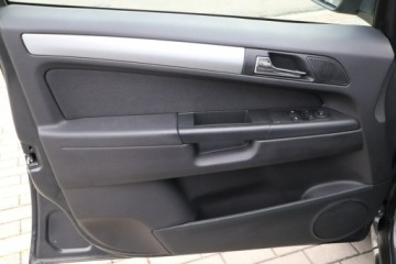 Opel Zafira B 1.6 Twinport ecoFLEX 115KM 2013 Opel Zafira krajowy,1-właściciel,7-osob, zdjęcie 8