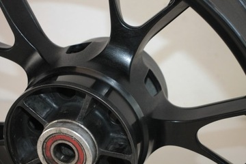 KAWASAKI ZZR 1400 05-11 ЗАДНИЙ ОБОД