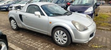 Toyota MR2 III 1.8 16V VT-i 140KM 2003 Toyota MR2 1.8 140KM 1.8 Benzyna 140KM, zdjęcie 2