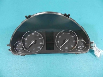 LICZNIK MERCEDES C W203 1.8 KOMPRESSOR