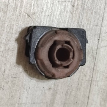 Halter des Kühlers Opel Corsa F 9826870480