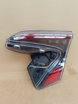 LAMPA TYŁ 243 PRAWA NA KLAPE TOYOTA CHR C-HR 2016-
