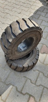 Opona pełna 18x7-8 (180/70-8) Solideal