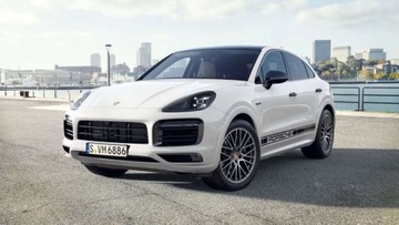 Porsche Cayenne III SUV Plug-In 3.0 462KM 2022 Porsche Cayenne 462KM Platinium Edition Coupe BOSE CarbonDesign Asysten