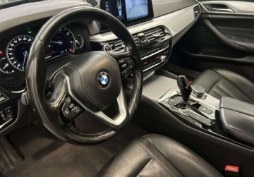 BMW Seria 5 F10-F11 Touring Facelifting 520d 190KM 2017 BMW Seria 5 BMW 520d Touring System nawigacji Professional Kamera cofania, zdjęcie 9