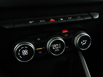 Dacia Duster II SUV 1.3 TCe 150KM 2019 Dacia Duster navi klima auto kamera i czujniki, zdjęcie 23