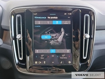 Volvo XC40 Recharge 70kWh 238KM 2023 Volvo XC 40 XC40 Recharge Plus Pakiet Climate Kame, zdjęcie 24