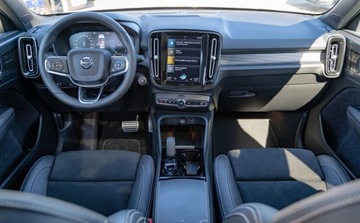 Volvo XC40 2022 Volvo XC 40 Volvo XC40 2.0 T5 AWD 247KM 2.0 Benzyna 247KM, zdjęcie 10