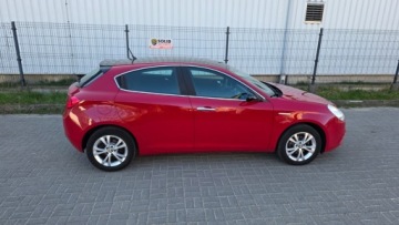 Alfa Romeo Giulietta Nuova II Hatchback 5d 1.4 TB 16v 120KM 2011 Alfa Romeo Giulietta Wzorowy stan techniczny Pelna historia ASO 1.4 120KM, zdjęcie 5