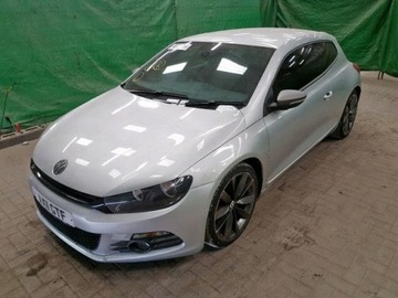 BLATNÍK PŘEDNÍ LEVÝ VW SCIROCCO 11R LA7W STŘÍBRNY