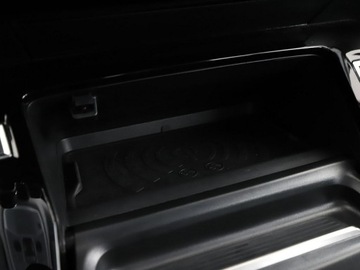 Peugeot 2008 II SUV 1.2 PureTech 130KM 2020 Peugeot 2008 Allure automat virtual kamera, zdjęcie 27