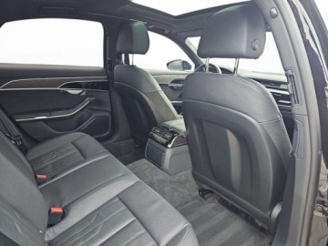 Audi A8 D5 Sedan Facelifting 3.0 55 TFSI 340KM 2022 Audi A8 pneumatyka, panoramiczny dach, kamery 360, BO, head up 3.0 Benzyna, zdjęcie 26