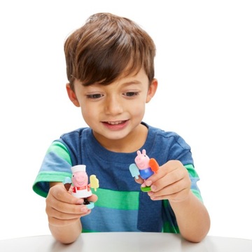 ГРУЗОВИК ДЛЯ МОРОЖЕНОГО PLAY-DOH СВИНКА ПЕППА F3597