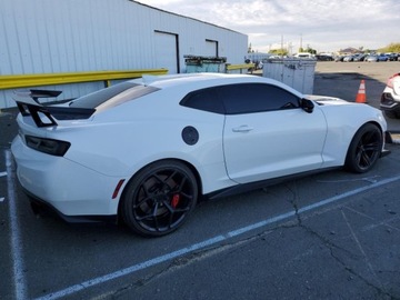 Chevrolet Camaro VI 2018 Chevrolet Camaro ZL1 2018 6.2l 6.2 Benzyna 650KM, zdjęcie 3