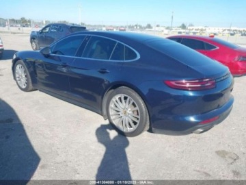 Porsche Panamera II Executive 3.0 330KM 2018 Porsche Panamera Panamera 4 3.0 Benzyna 330KM, zdjęcie 3