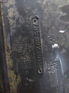NÁRAZNÍK PŘEDNÍ VW T4 90-96 701807101