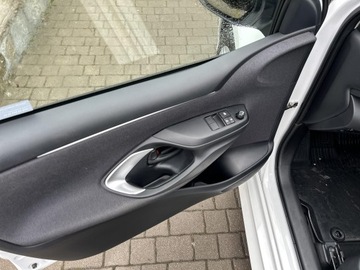 Toyota Yaris IV Hatchback 1.5 Hybrid Dynamic Force 116KM 2023 Toyota Yaris Hybrid 1.5 Comfort IV (2020-) Toyota, zdjęcie 10