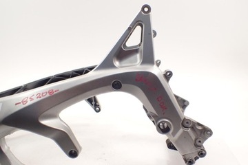 Yamaha FZ6 S1 рама 04-06