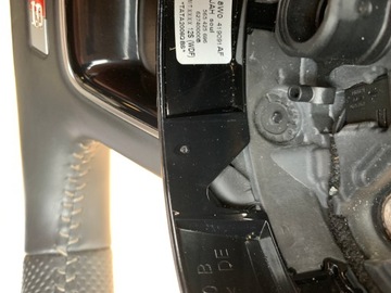 8W0419091AF VOLANT UŘÍZNUTÁ AUDI A4 A5 B9 SLINE ORIGINÁLNÍ SUPER STAV JEHLA