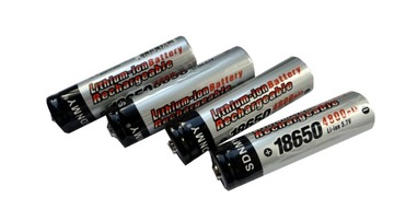Ładowarka szybka +4 x akumulator li-Jo 4800mAh 18650 3,7V