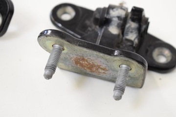 MERCEDES W212 E200 CGI 2009 RHD ZADNÍ PRAVÉ DVEŘE PANTY