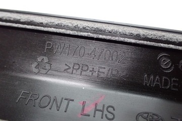 LIŠTA KRYT DVEŘE LEVÝ PŘEDNÍ PRIUS IV XW50 20R