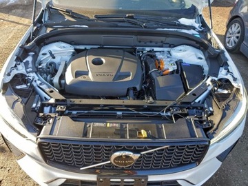 Volvo XC60 II Crossover Facelifting 2.0 B5 250KM 2025 Volvo XC 60 2025 VOLVO XC60 PLUS 2.0 Hybryda 250KM, zdjęcie 10