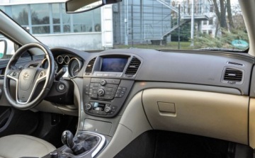 Opel Insignia I Sports Tourer 2.0 Turbo ECOTEC 220KM 2009 Opel Insignia 2,0T (220KM) 164 tys. km Skory 2.0 Benzyna 220KM, zdjęcie 9