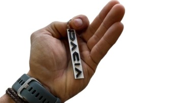 Dacia Sandero Duster Logan логотип концепт брелок черный