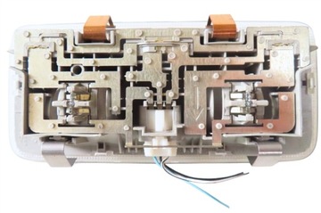 LAMPA OSVĚTLENÍ INTERIÉR TOYOTA YARIS III 2011-2020 ROK 81260-0D070