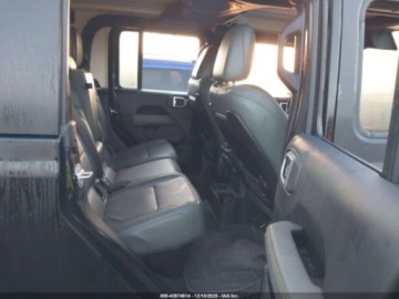 Jeep Gladiator 2024 Jeep Gladiator Mojave 2024 3.6 Benzyna 285KM, zdjęcie 12