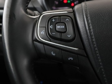 Toyota Avensis III Wagon Facelifting 2015 1.8 Valvematic 147KM 2018 Toyota Avensis automat skóra panorama navi klima, zdjęcie 30