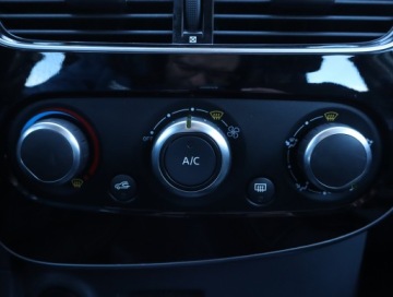 Renault Clio IV Grandtour Facelifting 1.5 Energy dCi 90KM 2017 Renault Clio 1.5 dCi, Salon Polska, Klima, zdjęcie 15