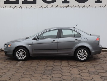 Mitsubishi Lancer IX Sedan 1.6 MIVEC 117KM 2014 Mitsubishi Lancer 1.6 MIVEC, Salon Polska, zdjęcie 2
