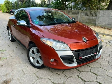 Renault Megane III Coupe 1.6 16v 110KM 2009 Renault Megane Coupe 1.6 Dynamique Opłacony