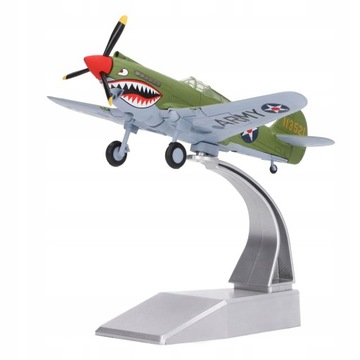 Модель истребителя из сплава в масштабе 1:72.