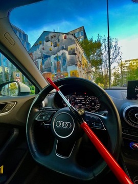 ЗАМОК РУЛЕВОГО КОЛЕСА АВТОМОБИЛЯ ПРОТИВОУГОННЫЙ